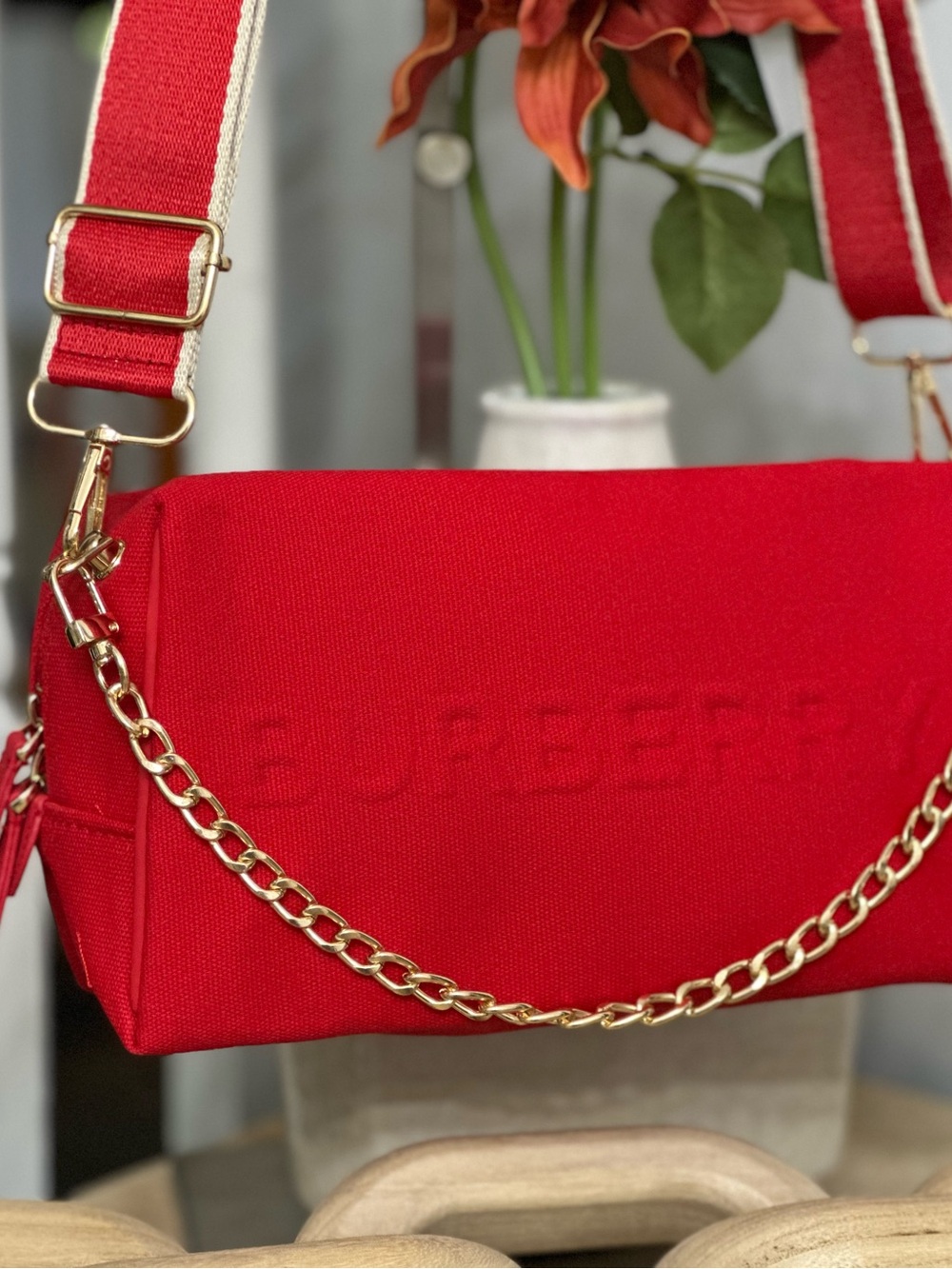 Burberry Red Beauty Bag GWP item NWOT PLZ READ DESCRIPTION - Picture 2 of 7